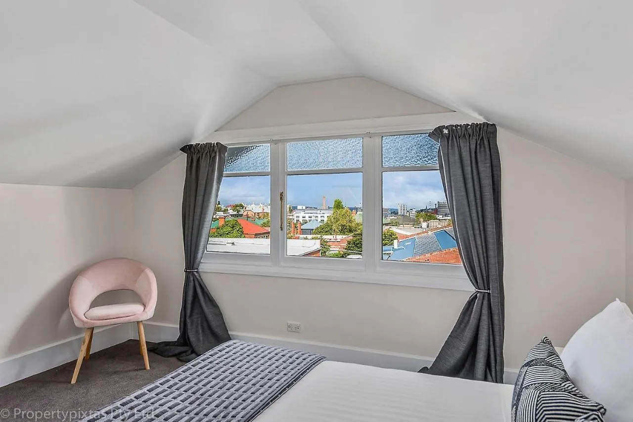 Best On Burnett Best Location Parking Sleeps 8 Hobart Australia